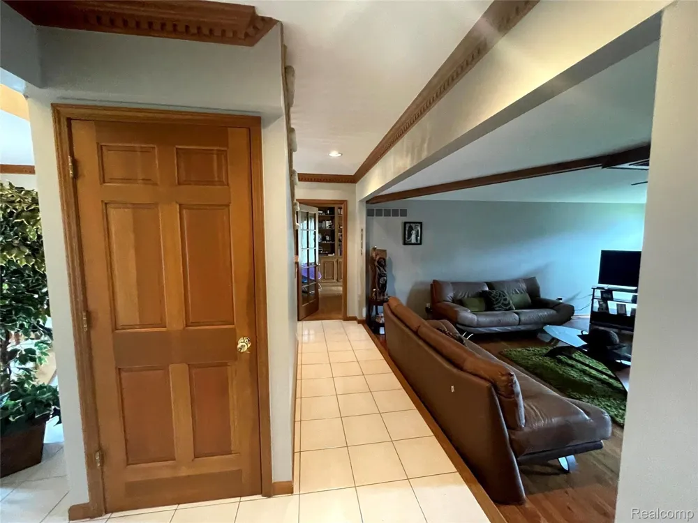 3229 PARKWOOD DRIVE Rochester Hills City, MI 48306
