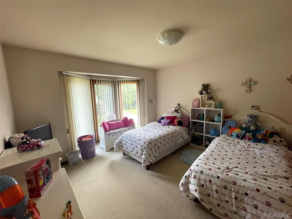 3229 PARKWOOD DRIVE Rochester Hills City, MI 48306