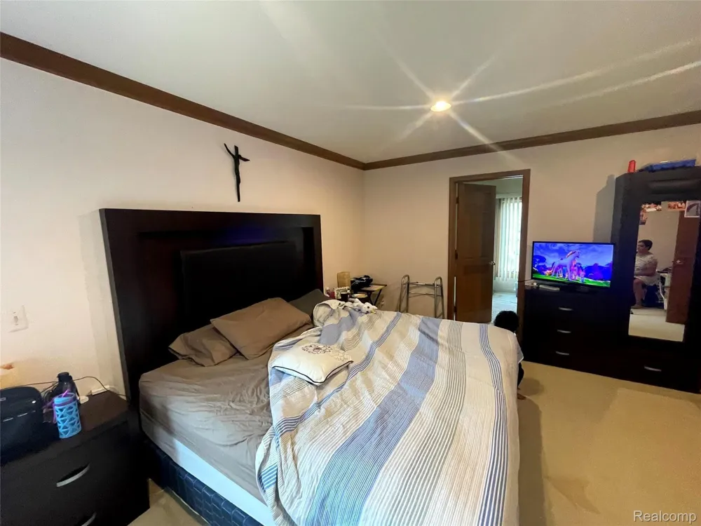 3229 PARKWOOD DRIVE Rochester Hills City, MI 48306