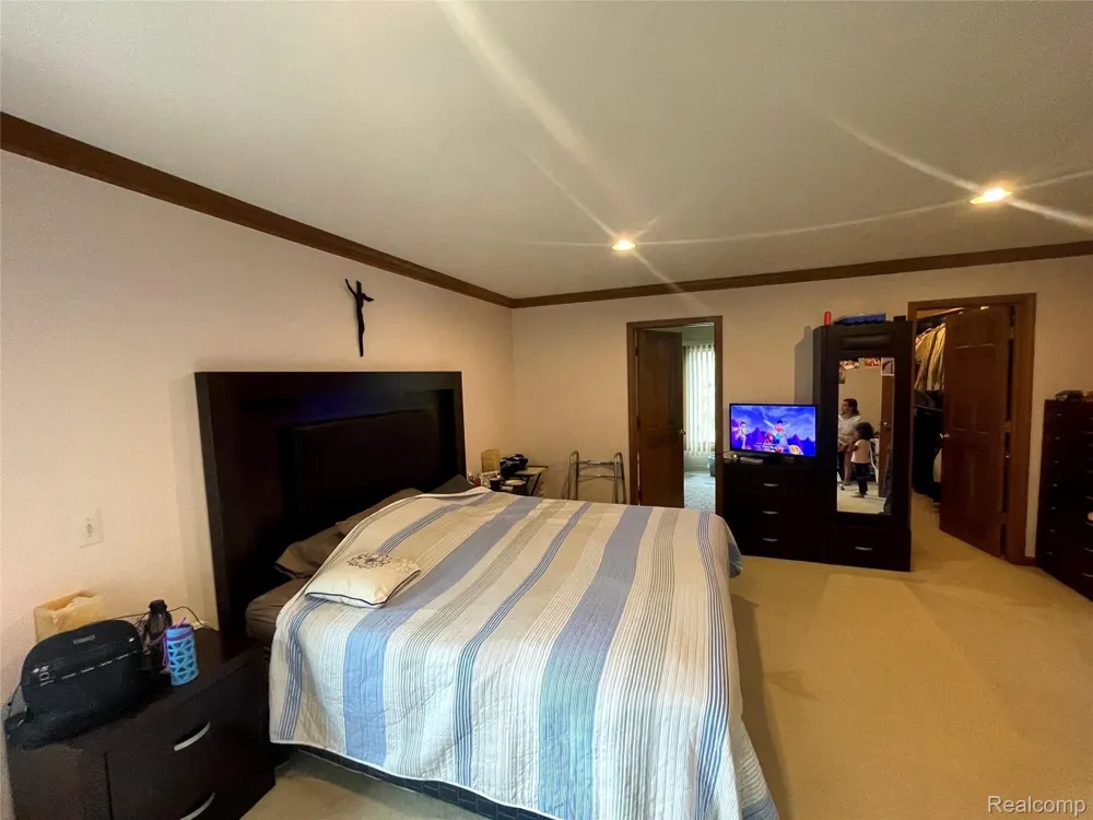 3229 PARKWOOD DRIVE Rochester Hills City, MI 48306