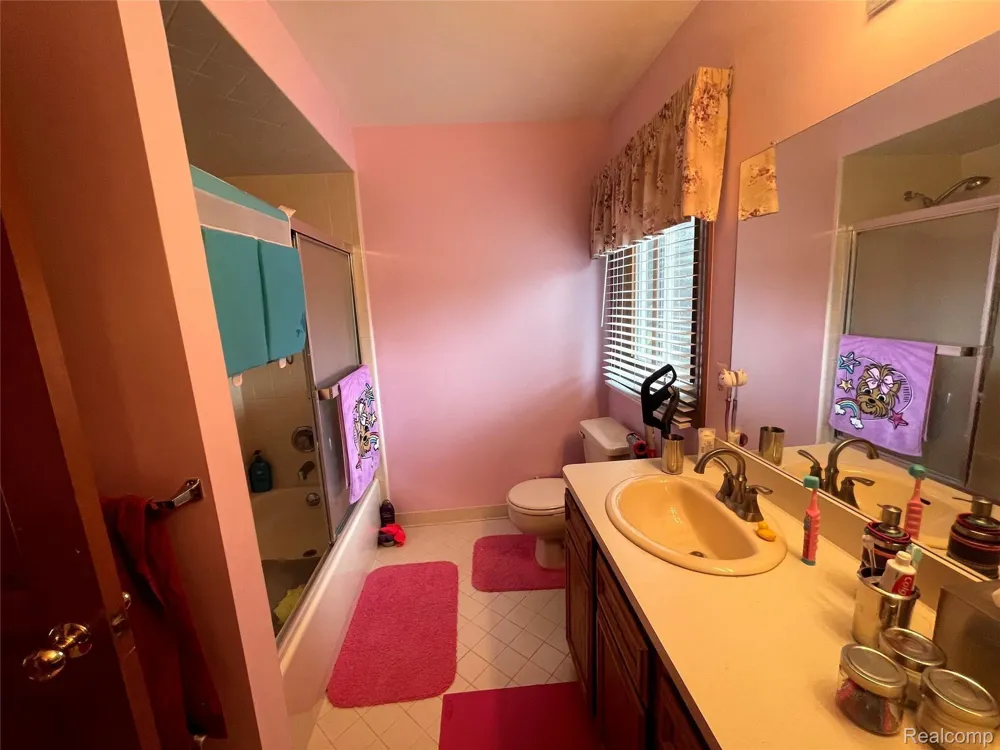 3229 PARKWOOD DRIVE Rochester Hills City, MI 48306