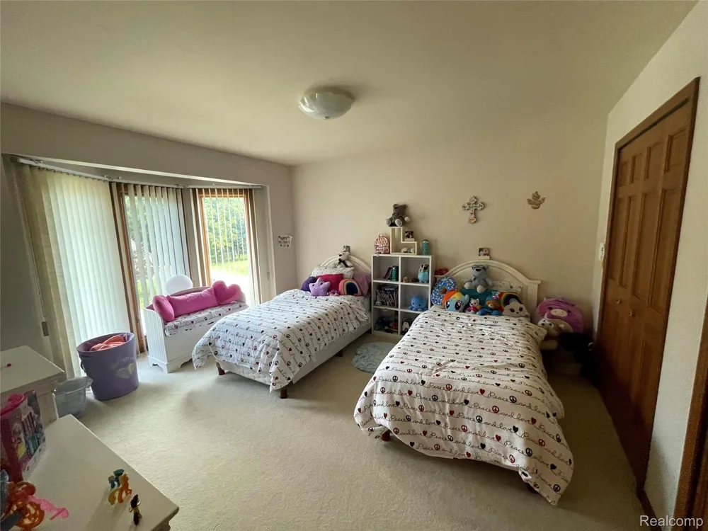 3229 PARKWOOD DRIVE Rochester Hills City, MI 48306