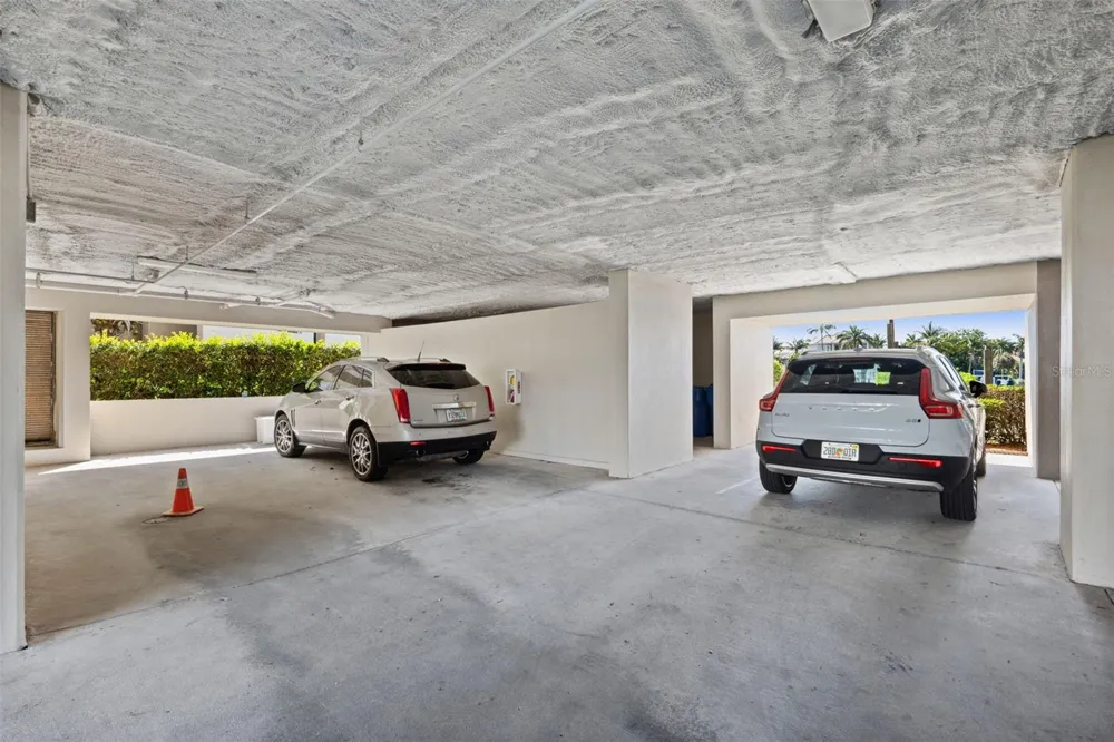 2775 KIPPS COLONY DRIVE S #305 Gulfport, FL 33707