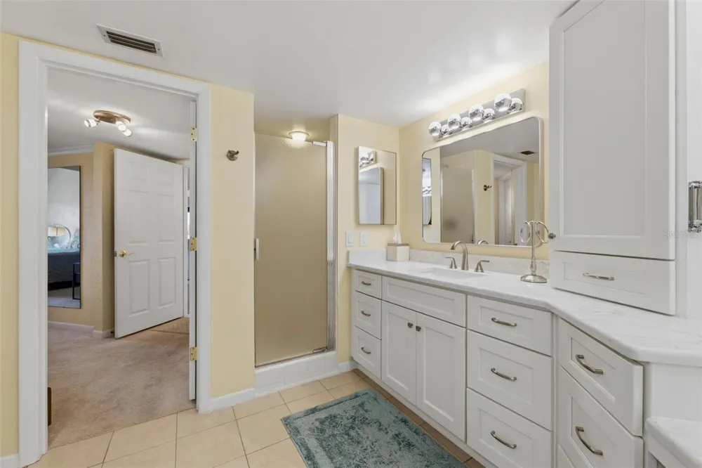 2775 KIPPS COLONY DRIVE S #305 Gulfport, FL 33707