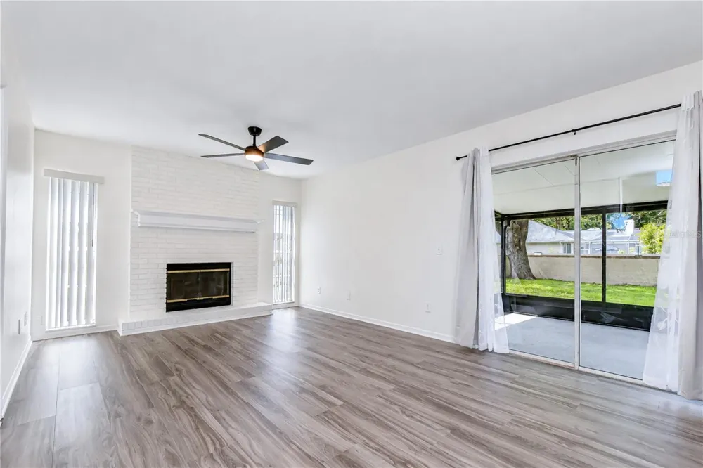 9703 FOX HOLLOW ROAD Tampa, FL 33647
