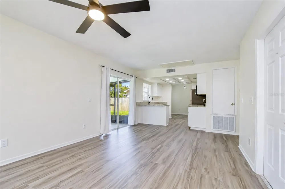 9703 FOX HOLLOW ROAD Tampa, FL 33647