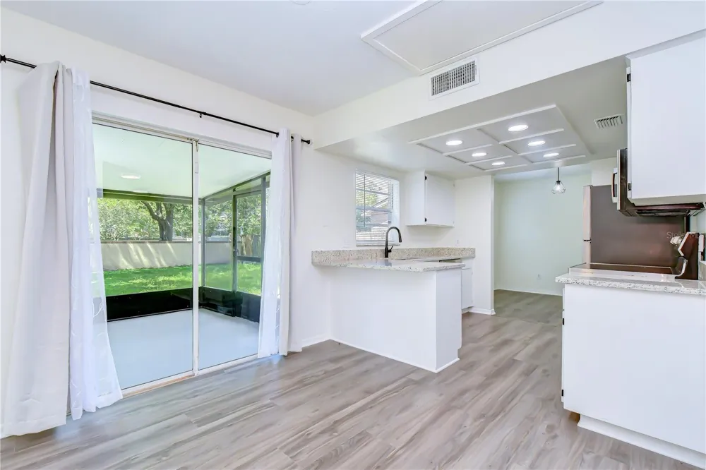 9703 FOX HOLLOW ROAD Tampa, FL 33647