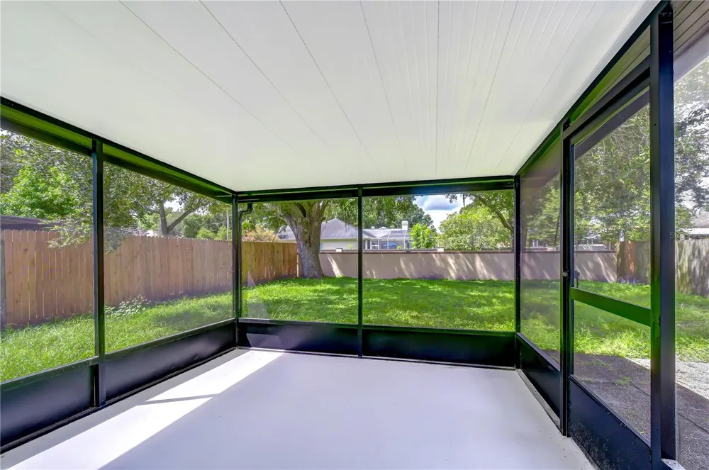 9703 FOX HOLLOW ROAD Tampa, FL 33647