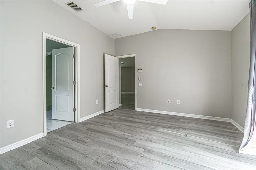 5553 GALLANT FOX COURT Wesley Chapel, FL 33544