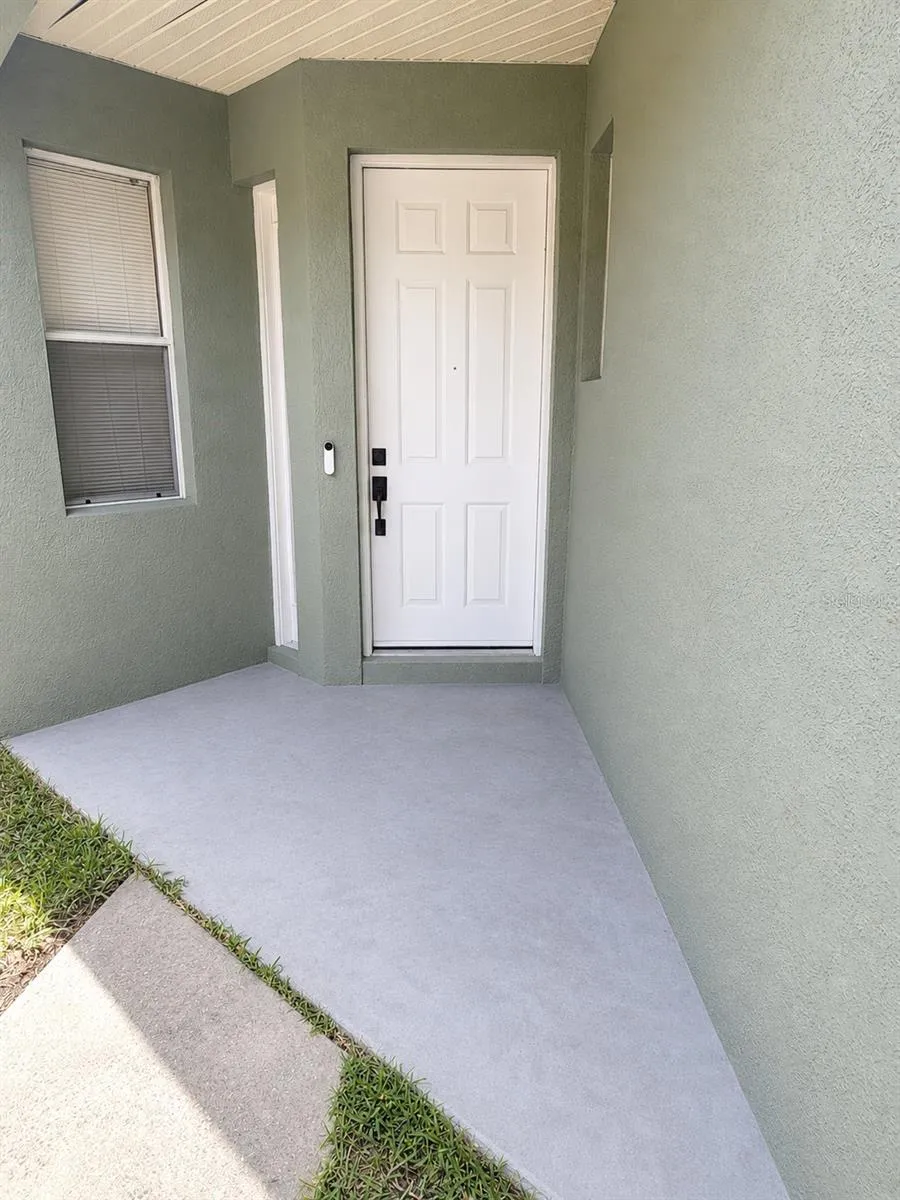 6210 KITERIDGE DRIVE Lithia, FL 33547