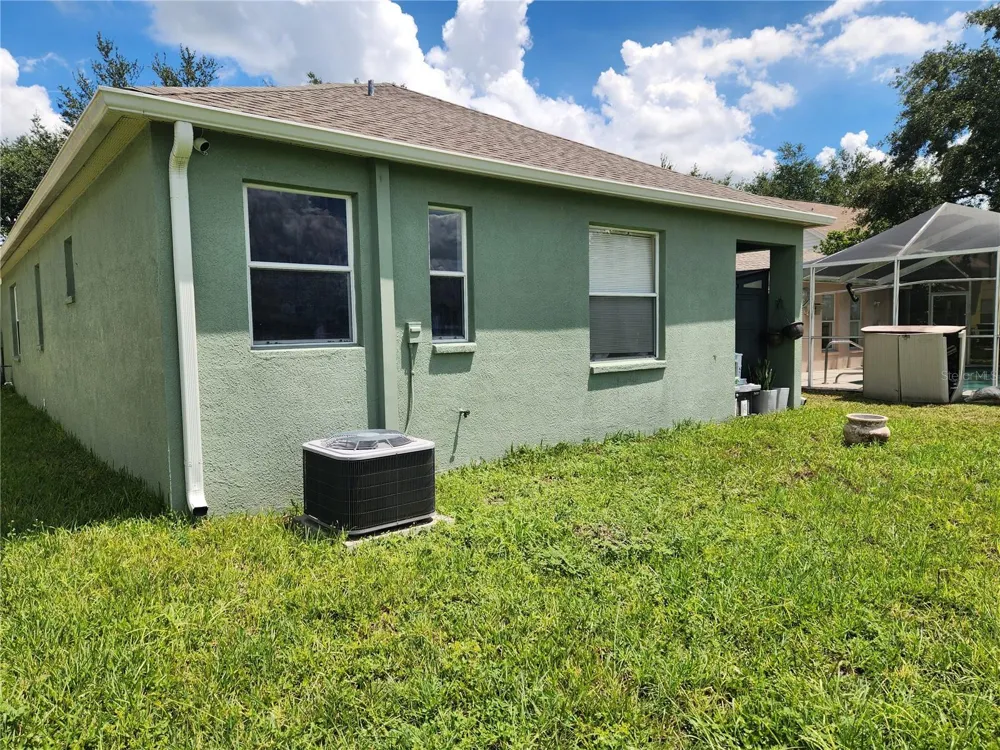 6210 KITERIDGE DRIVE Lithia, FL 33547