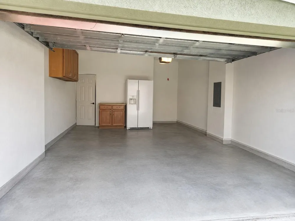 6210 KITERIDGE DRIVE Lithia, FL 33547