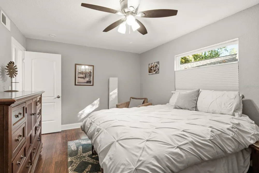 1410 VALE COURT Dunedin, FL 34698