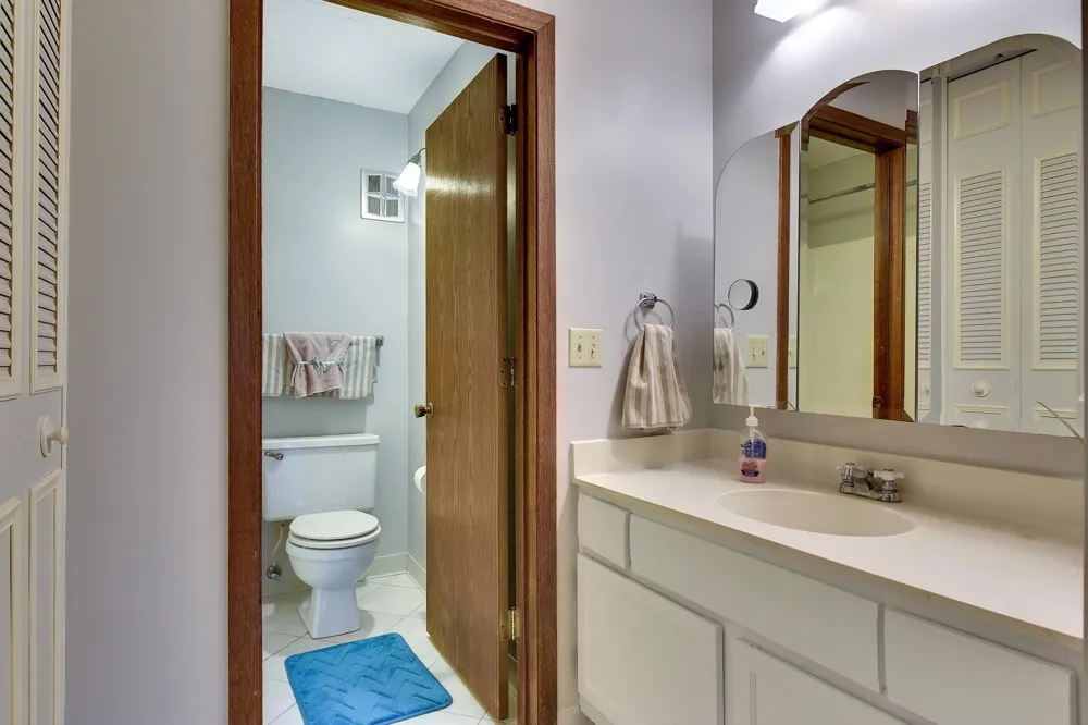 10401 Cedar Lake Road #301 Minnetonka, MN 55305