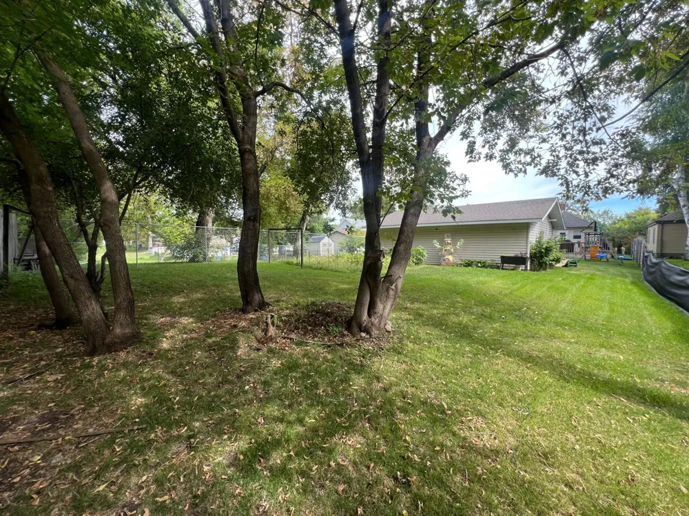 1136 West Avenue Detroit Lakes, MN 56501