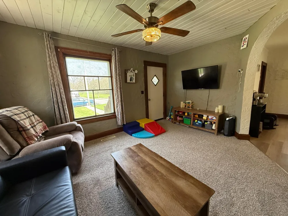 1136 West Avenue Detroit Lakes, MN 56501