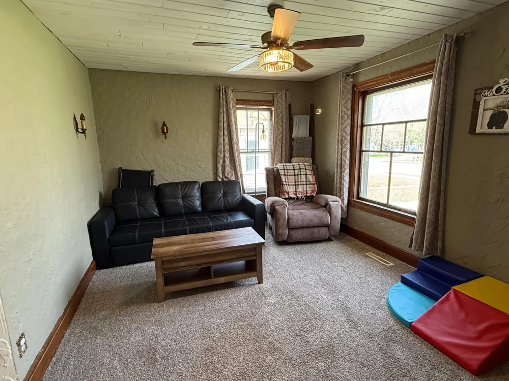 1136 West Avenue Detroit Lakes, MN 56501