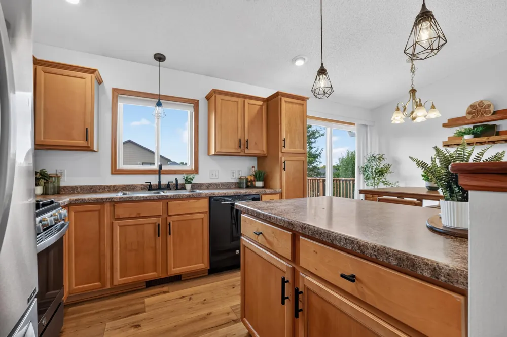 5852 Excalibur Court NW Rochester, MN 55901