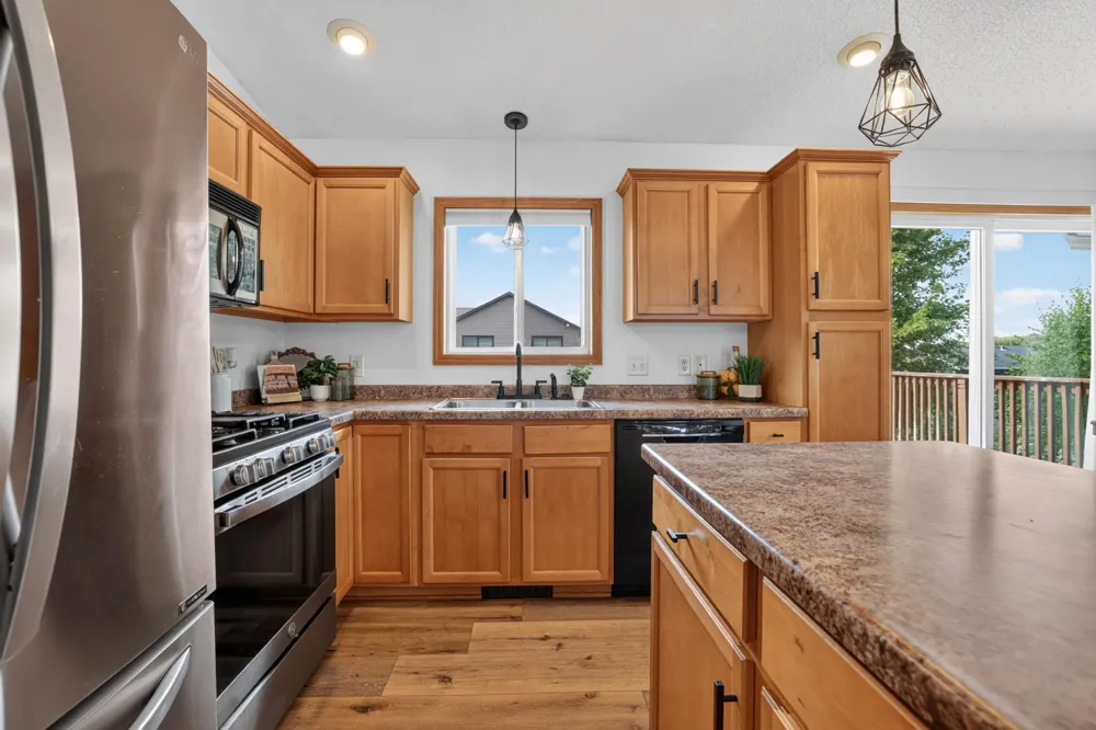 5852 Excalibur Court NW Rochester, MN 55901