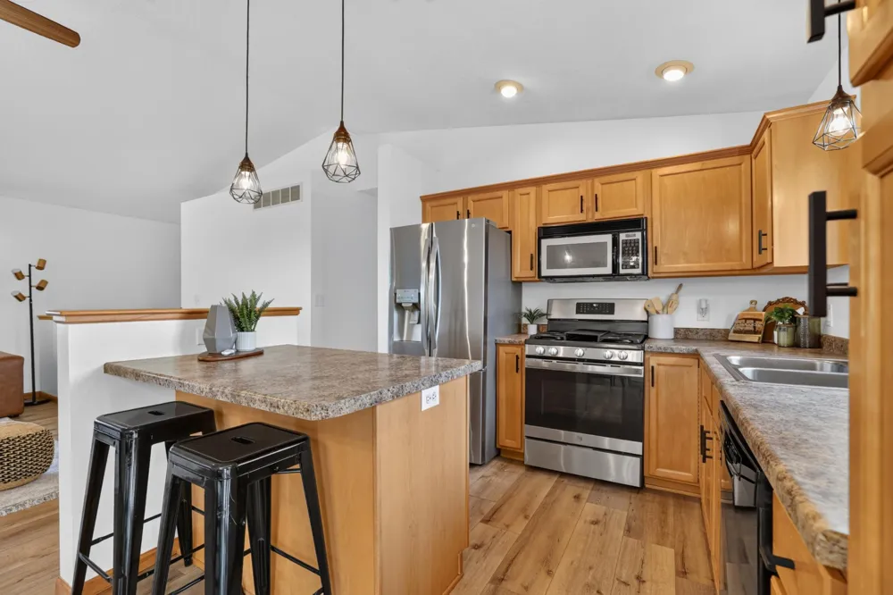 5852 Excalibur Court NW Rochester, MN 55901