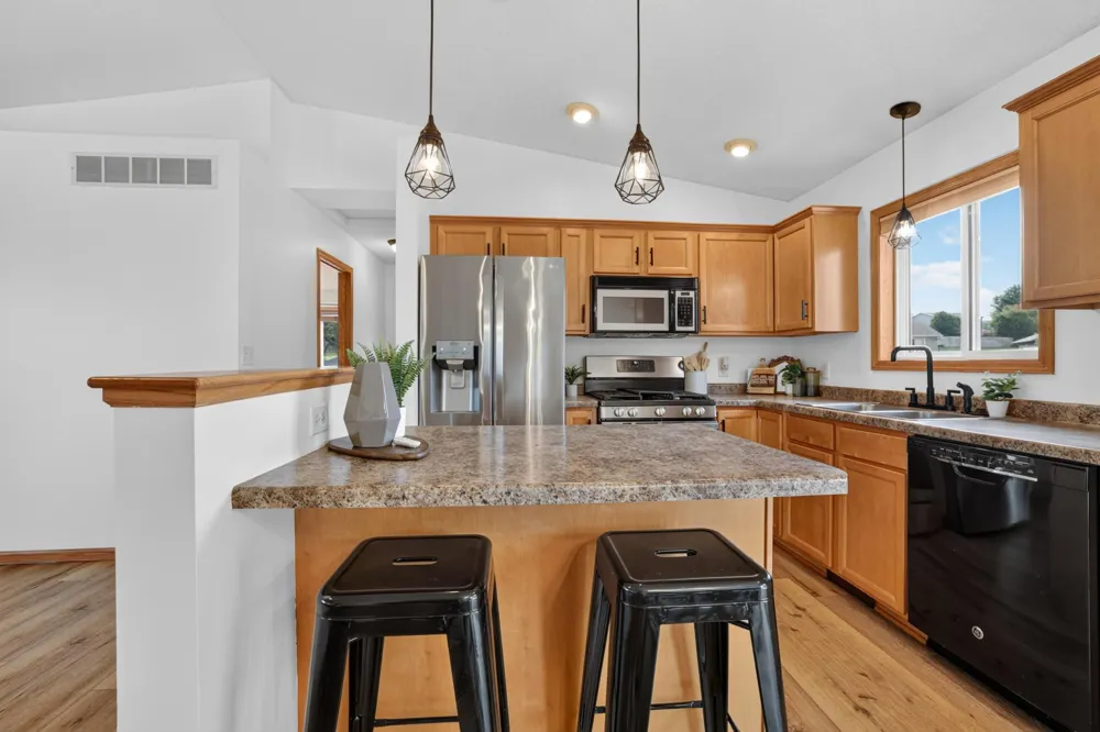 5852 Excalibur Court NW Rochester, MN 55901