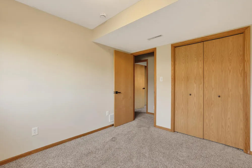 5852 Excalibur Court NW Rochester, MN 55901