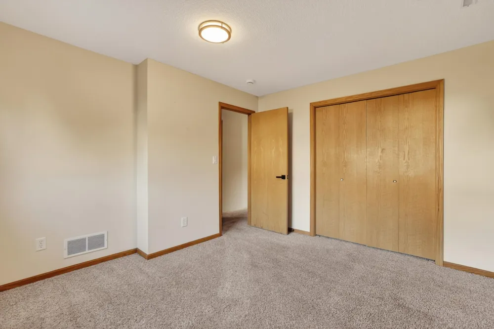 5852 Excalibur Court NW Rochester, MN 55901