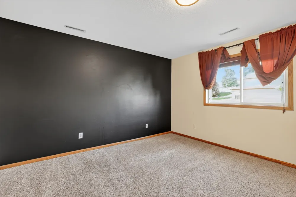 5852 Excalibur Court NW Rochester, MN 55901