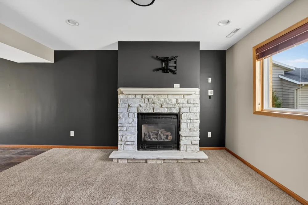 5852 Excalibur Court NW Rochester, MN 55901