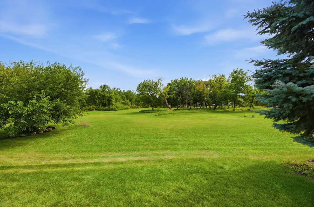 817 Greensview Court NW Hutchinson, MN 55350