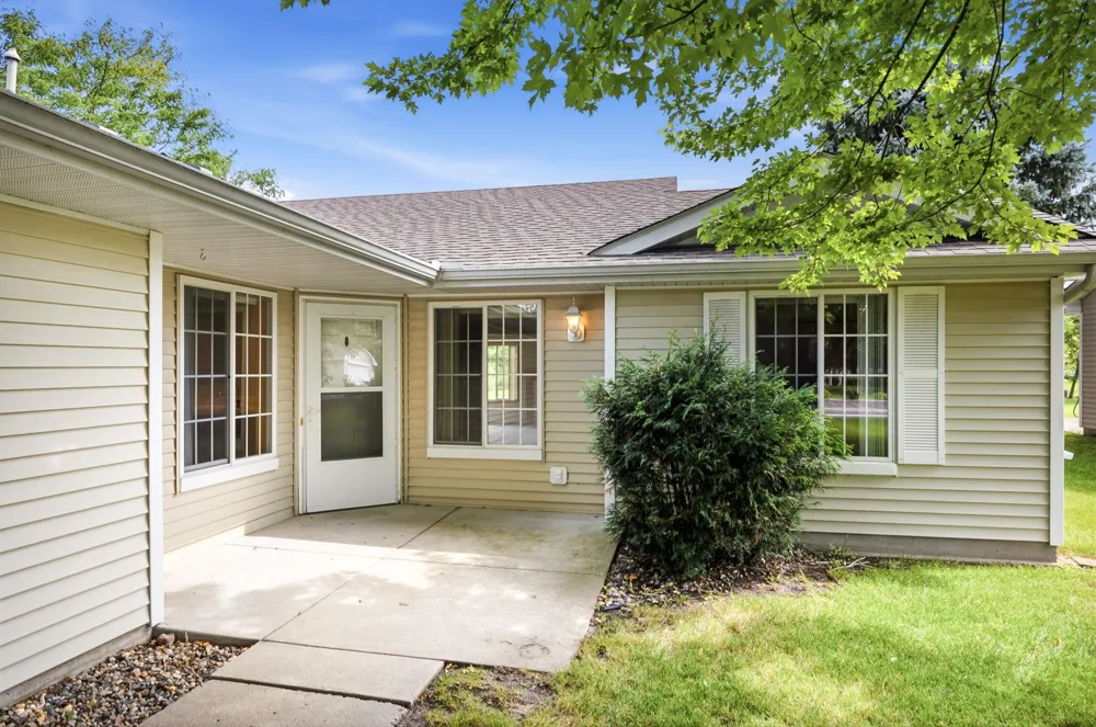 817 Greensview Court NW Hutchinson, MN 55350