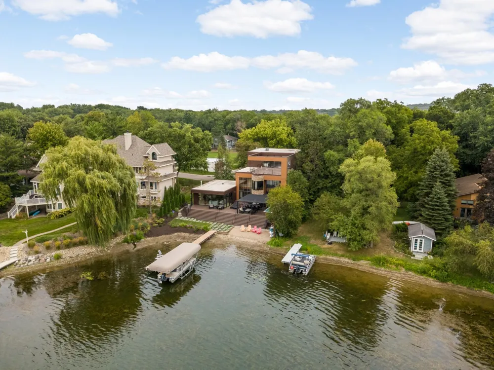 1501 Dally Street Burnsville, MN 55306