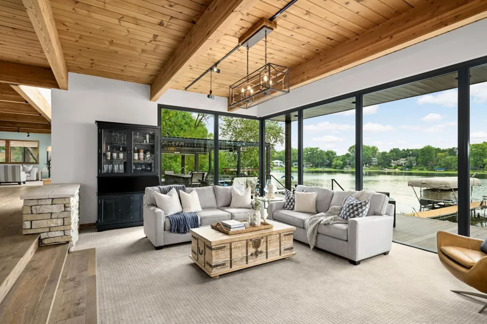 1501 Dally Street Burnsville, MN 55306