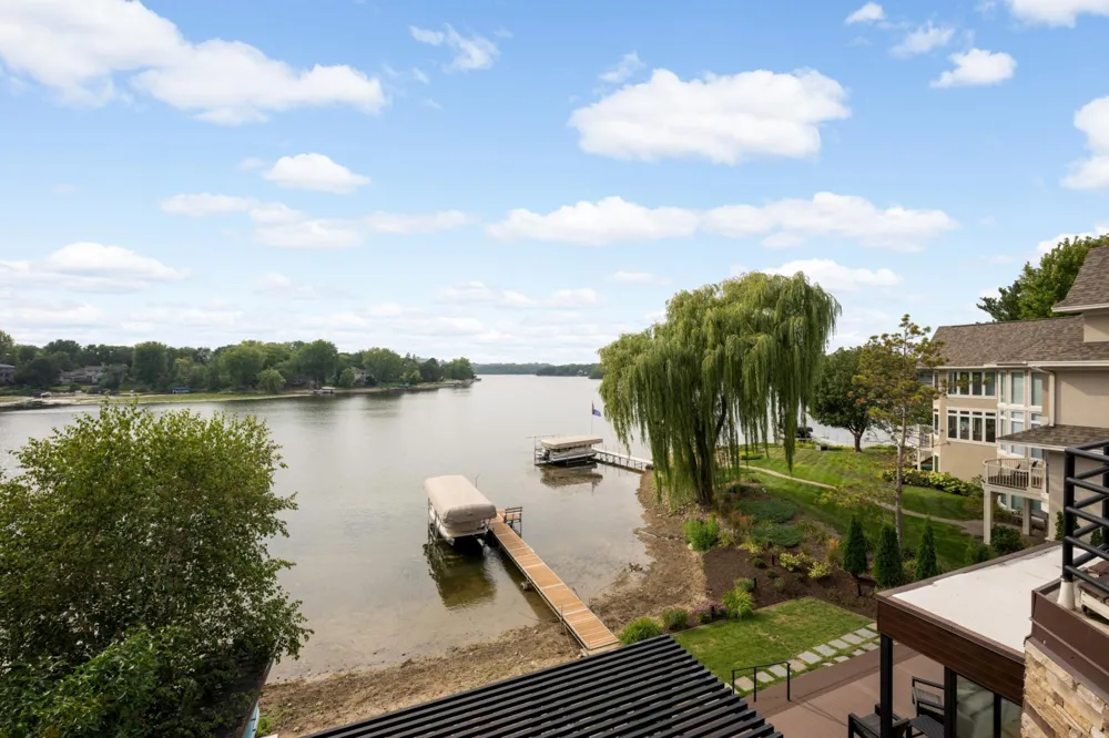 1501 Dally Street Burnsville, MN 55306