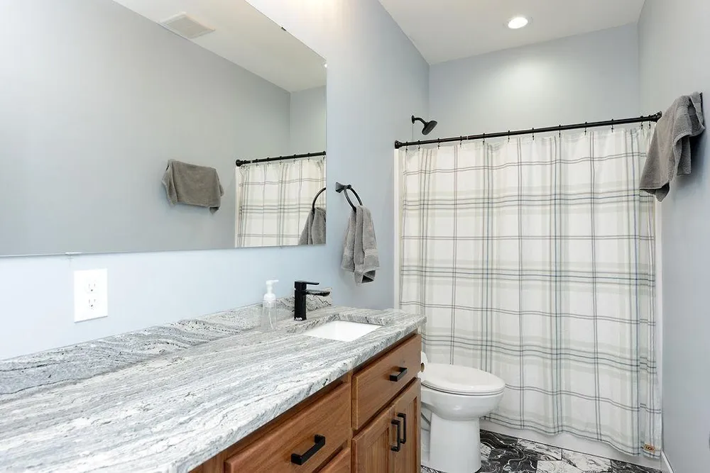 6707 54th Avenue S Fargo, ND 58104