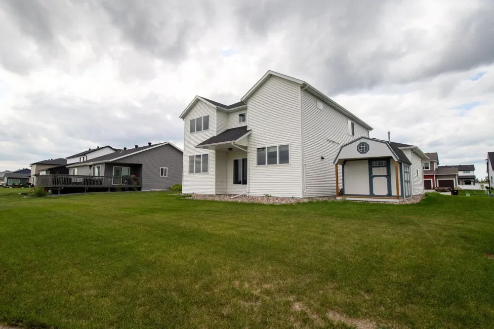 6707 54th Avenue S Fargo, ND 58104