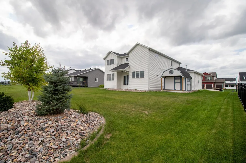 6707 54th Avenue S Fargo, ND 58104