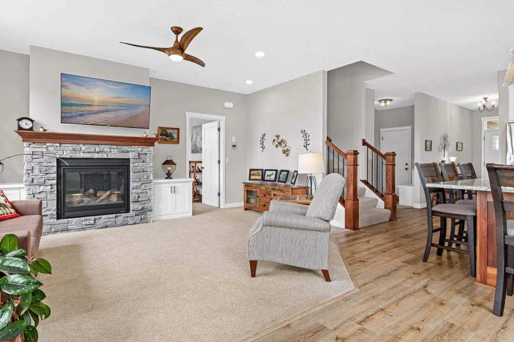 29264 Kenwood Way Chisago City, MN 55013