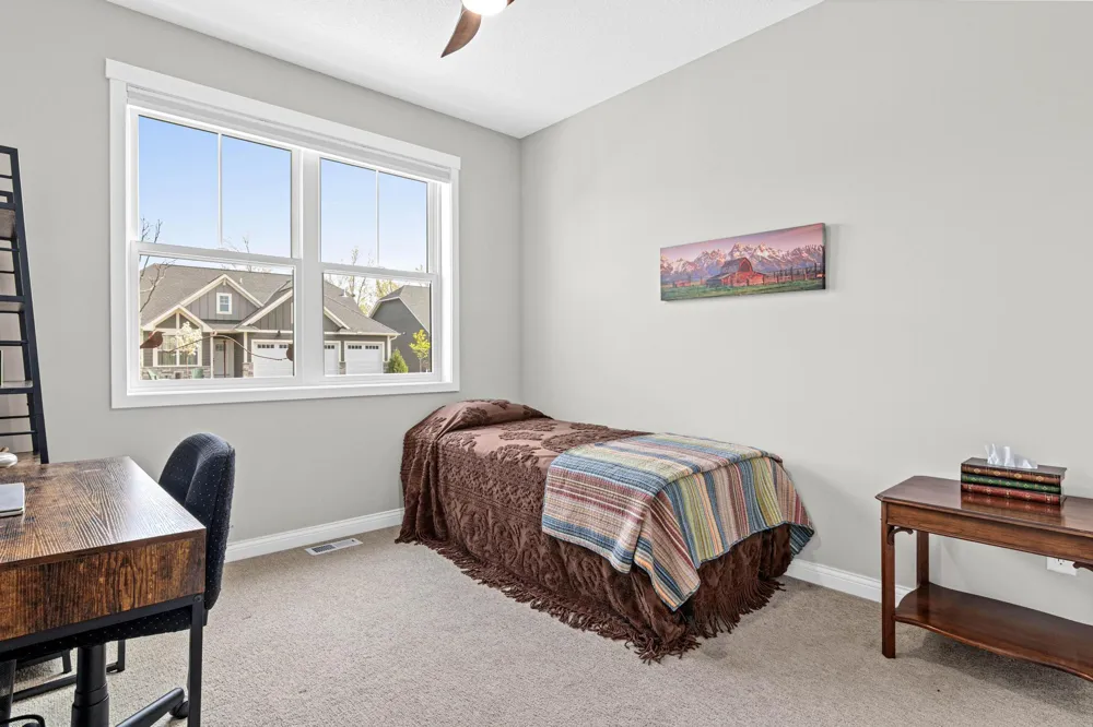 29264 Kenwood Way Chisago City, MN 55013