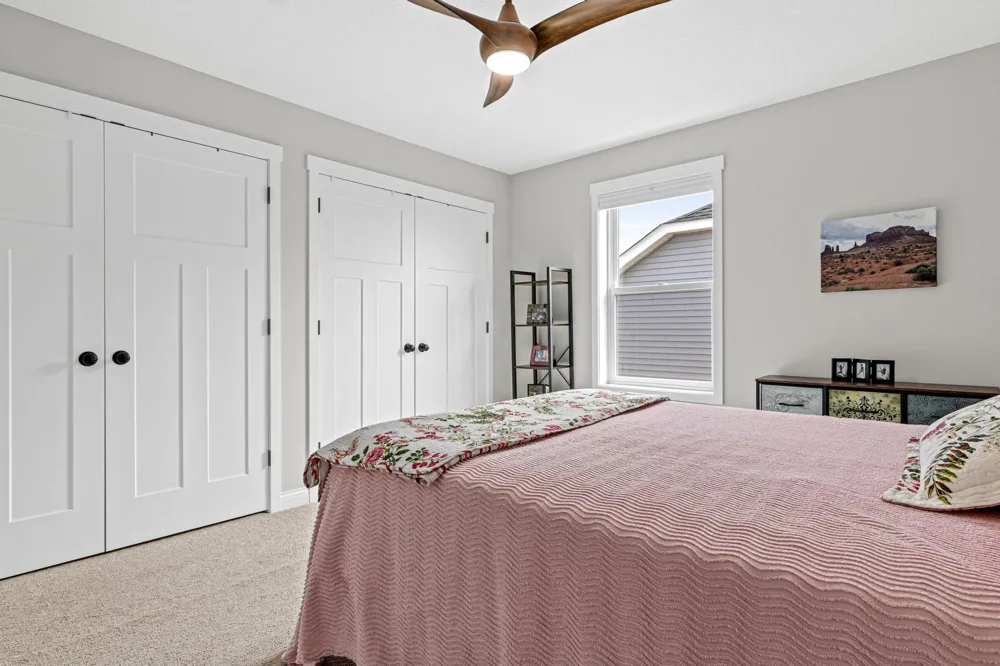 29264 Kenwood Way Chisago City, MN 55013