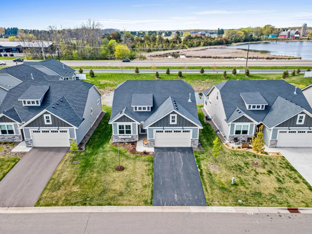 29264 Kenwood Way Chisago City, MN 55013