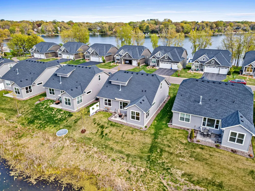 29264 Kenwood Way Chisago City, MN 55013