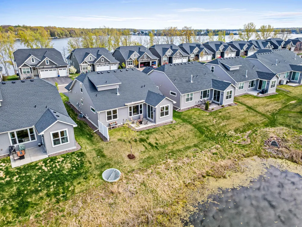 29264 Kenwood Way Chisago City, MN 55013