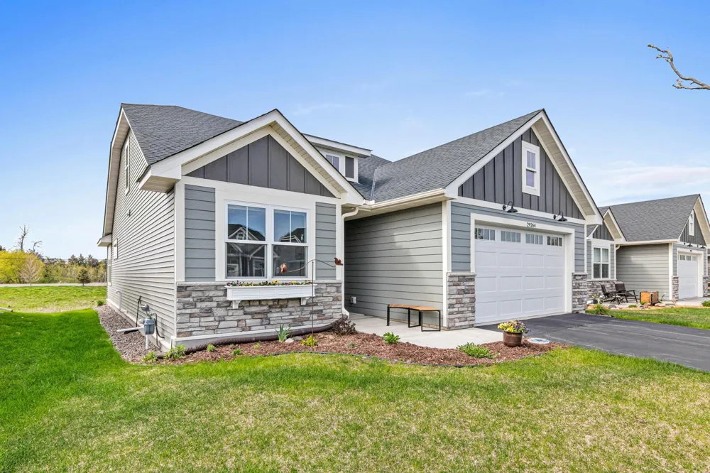 29264 Kenwood Way Chisago City, MN 55013