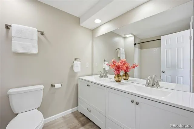 3085 S Macon Circle Aurora, CO 80014