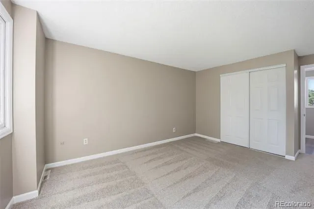3085 S Macon Circle Aurora, CO 80014