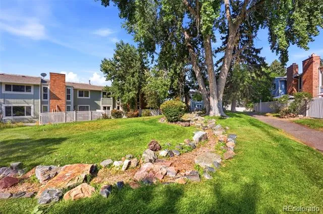 3085 S Macon Circle Aurora, CO 80014