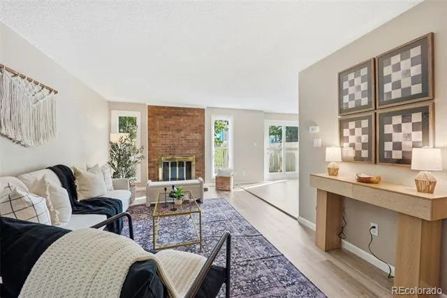 3085 S Macon Circle Aurora, CO 80014