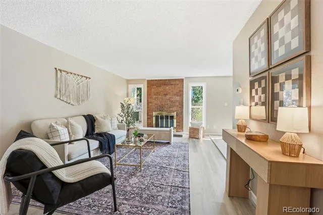 3085 S Macon Circle Aurora, CO 80014