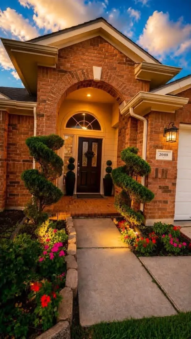 2008 Sandy Bank Lane Pearland, TX 77581